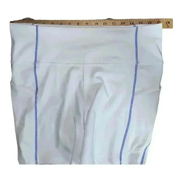 Fabletics White Oasis PureLuxe High Waisted Shorts, XXL - Picture 6 of 9